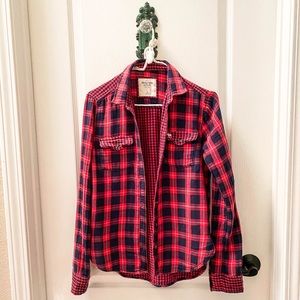 Abercrombie & Fitch Red and Navy Plaid Button Down Size XS